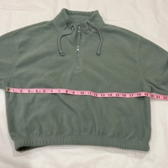Pacsun Me to We green medium quarter zip sweatshirt - Picture 6 of 6
